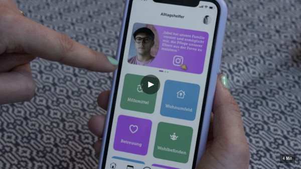 Angehörige entwickelt Pflege-App, die Helfende vernetzt